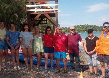 Μαθήματα ναυαγοσωστικής πήραν πολίτες στα Πηγαδάκια Χαλκουτσίου
