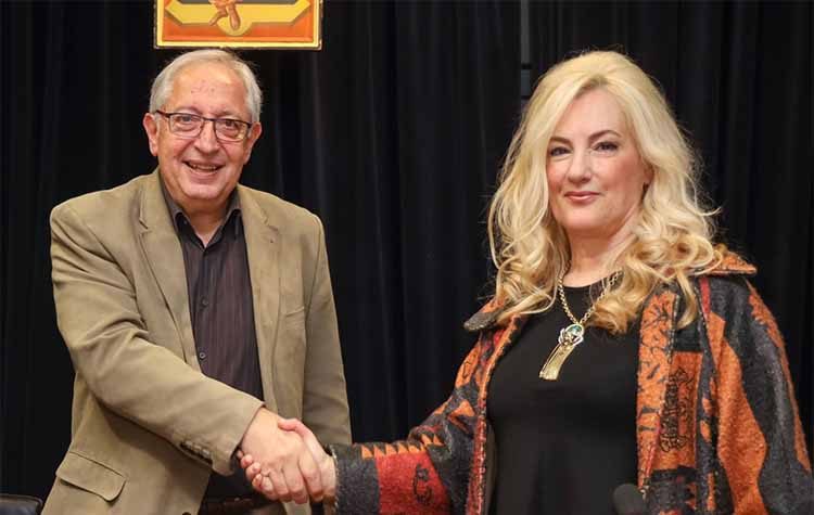 Δημοτικό Συμβούλιο Αμαρουσίου: Παραίτηση Κυριακής Κανάρη - Ντάλη με «ειδήσεις»