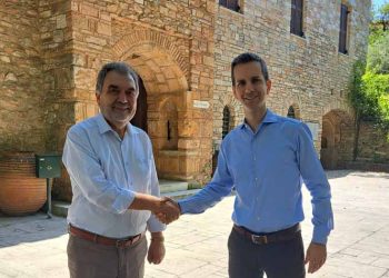 O Μιχάλης Κολιός στο πλευρό του Δημοσθένη Παπακωνσταντίνου ενόψει εκλογών