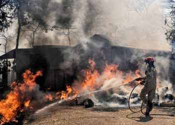 Β. Κόκκαλης: «Με διάθεση σύγχρονου εξοπλισμού η Περιφέρεια Αττικής συνδράμει την Πυροσβεστική»