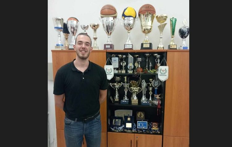 Νίκη Αμαρουσίου: «Ψήλωσε» με Γ. Τεντζεράκη