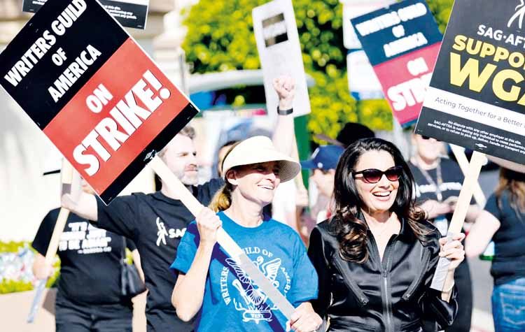 Χόλιγουντ: Απεργούν (και) οι ηθοποιοί