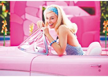 Η Barbie σκεπτόμενη