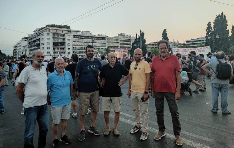 Λαϊκή Συσπείρωση: «Σύγκρουση με την πολιτική που “καίει” τη ζωή μας»