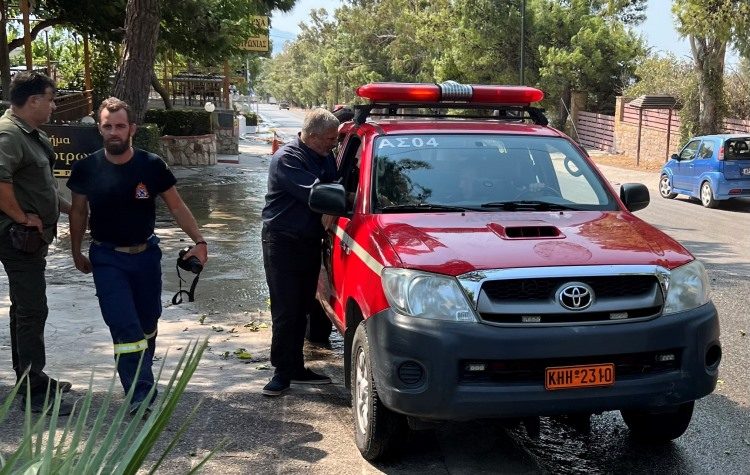 Επίσκεψη Γ. Πατούλη στις πληγείσες περιοχές των πυρκαγιών