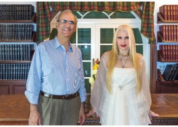 Στο πλευρό του Γιώργου Θωμάκου ενόψει εκλογών η Μάρα Θρασυβουλίδου