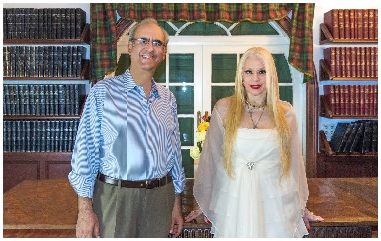 Στο πλευρό του Γιώργου Θωμάκου ενόψει εκλογών η Μάρα Θρασυβουλίδου