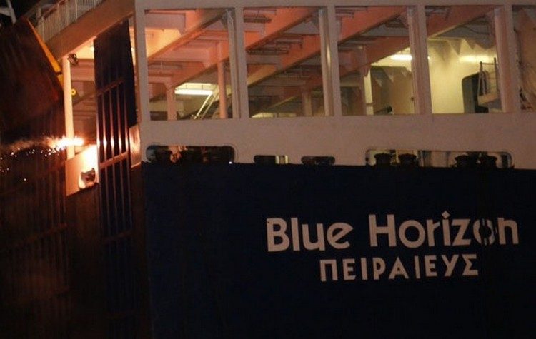 Τέσσερα μέλη του πληρώματος του Blue Horizon κρατούνται για τον θάνατο 36χρονου στο λιμάνι του Πειραιά