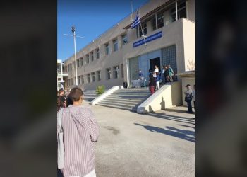 Θ. Αμπατζόγλου στο πρώτο κουδούνι: «Κλειδί το πνεύμα συνεργασίας στην ιδιαίτερη εποχή που διανύουμε»