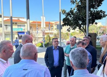 Χ. Αηδόνης: «Θέλουμε και διεκδικούμε την παραμονή των συμβασιούχων του Δήμου»