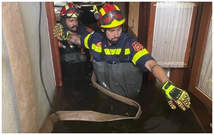 Η μαυρίλα και η ελπίδα