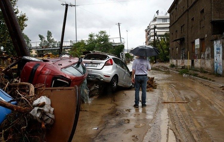 Κακοκαιρία Daniel: Απαγόρευση κυκλοφορίας σε Καρδίτσα, Φάρσαλα - Προβλήματα σε Λάρισα, Φθιώτιδα, Εύβοια, Τρίκαλα