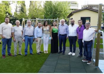 Παραδόθηκε και η ανακαινισμένη παιδική χαρά στην οδό Φραγκοκκλησιάς