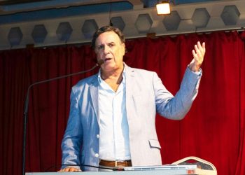 «Χαλάνδρι στο φως»: «Θα πολεμήσουμε τη σκοτεινή πλευρά του διαδικτύου»