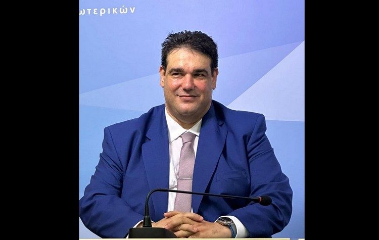 ΠΡΑΣΙΝΟ ΚΙΝΗΜΑ: Ο «γκαφατζής» υπουργός κ. Λιβάνιος διαλύει την αυτοδιοίκηση, μέσα στην προεκλογική περίοδο