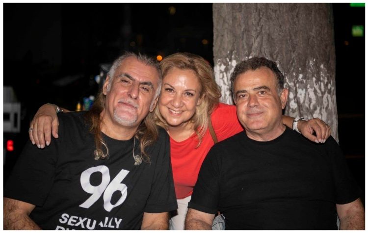 Συναυλία ΠΥΞ ΛΑΞ στην πλατεία Γέρακα για τη Θεσσαλία - Πρωτοβουλία Χρήστου Αηδόνη