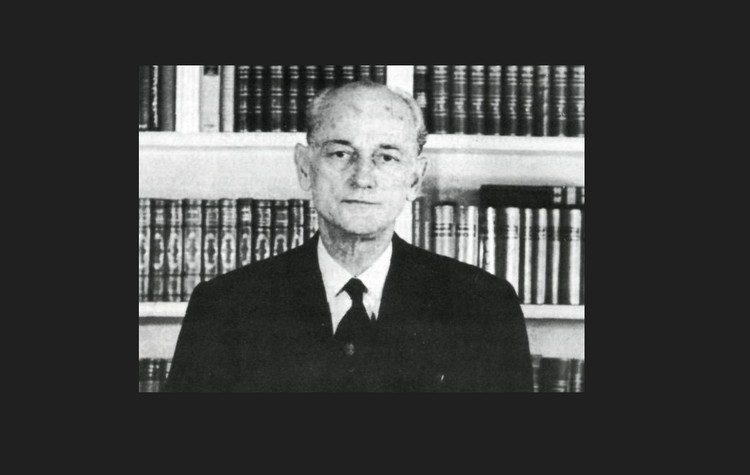 Τα αιώνια ιδανικά και η καταστροφή τους