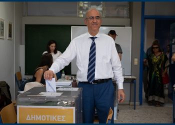 Ψήφισε ο Γιώργος Θωμάκος: «Καλή δύναμη σε όσους εργάζονται σήμερα»