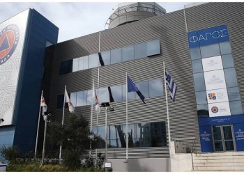 Νομοσχέδιο Πολιτικής Προστασίας: Ενημέρωση μέσω 112 για απαγόρευση κυκλοφορίας και κλείσιμο σχολείων