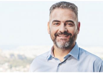 Ψήφο στη Λαϊκή Συσπείρωση!