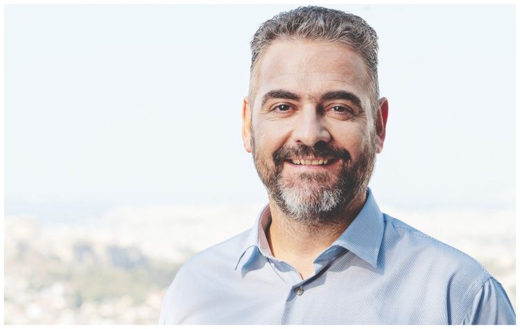 Ψήφο στη Λαϊκή Συσπείρωση!