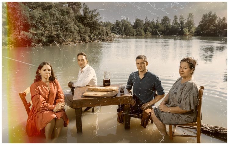 Το Γάλα, του Βασίλη Κατσικονούρη στο Θέατρο Σταθμός