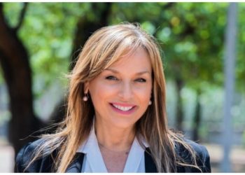 Βούλα Αρσένη Λάμπρου: «Δώστε μας την εντολή νίκης με την ψήφο  σας από την πρώτη Κυριακή»