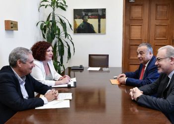 Συνάντηση αντιπροσωπείας του ΚΚΕ με τους προέδρους των Δικηγορικών Συλλόγων Αθηνών & Πειραιά