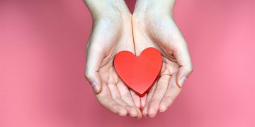 Bloode & «Αμαλία Φλέμινγκ»: Εθελοντική αιμοδοσία στη Νέα Ερυθραία