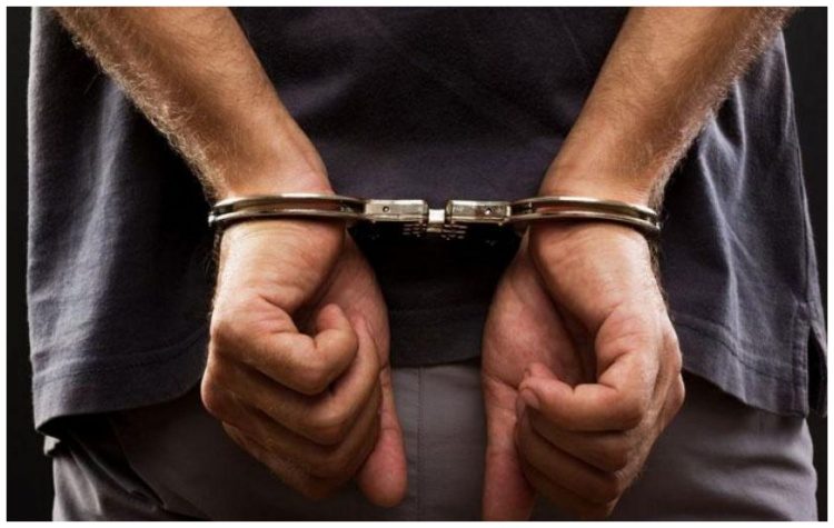 Ποινική δίωξη στον 23χρονο που συνελήφθη για βίαιες σεξουαλικές επιθέσεις σε γυναίκες στα Εξάρχεια