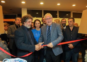 Λαμπερά εγκαίνια της 61ης Πανελλήνιας Έκθεσης Κεραμικής στο Μαρούσι