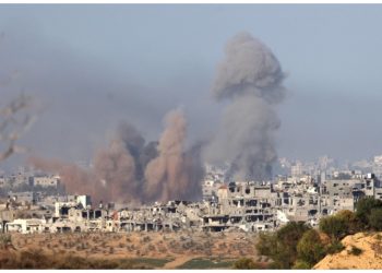 Σφοδρές μάχες γύρω από νοσοκομεία στη Γάζα