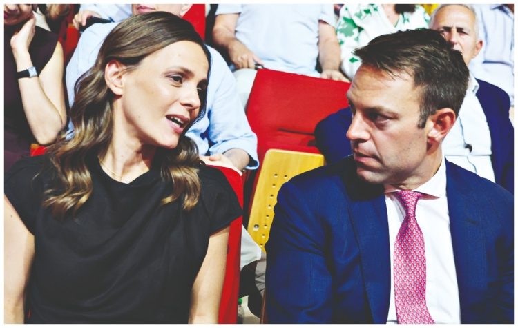 ΣΥΡΙΖΑ - Π.Σ.: Αποχωρήσεων συνέχεια…