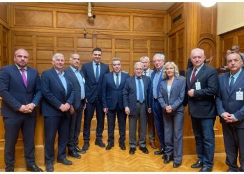 Βλ. Σιώμος: «Αδύνατη η αντιμετώπιση φυσικών καταστροφών χωρίς επαρκείς πόρους στους Δήμους»