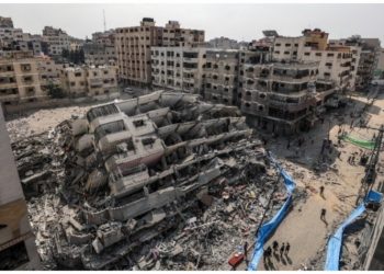 Χιλιάδες Παλαιστίνιοι παγιδευμένοι από τις μάχες γύρω από νοσοκομείο στη Λωρίδα της Γάζας