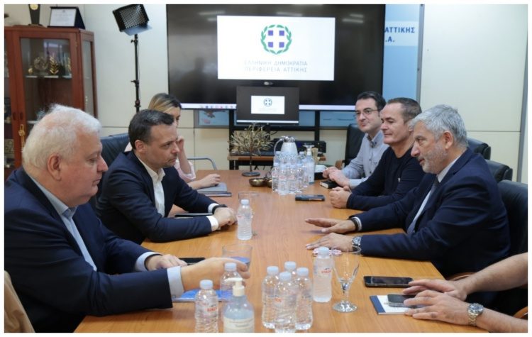 Ενημερωτική συνάντηση του περιφερειάρχη Γ. Πατούλη με τον νεοεκλεγέντα δήμαρχο Αθηναίων Χ. Δούκα