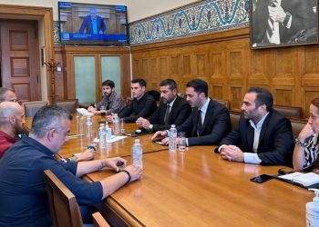 ΠΑΣΟΚ - ΚΙΝΑΛ: “Σε σταδιακή κατάρρευση ο Ελληνικός Ιππόδρομος στο Μαρκόπουλο”