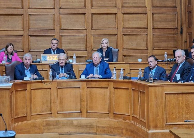 Θ. Αμπατζόγλου στη Βουλή: «Οι προτάσεις της αυτοδιοίκησης για τη νέα Πολιτική Προστασία»