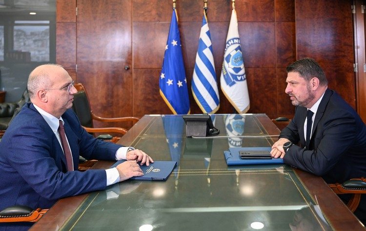 Συνάντηση του περιφερειάρχη, Νίκου Χαρδαλιά με τον υπουργό Προστασίας του Πολίτη, Γιάννη Οικονόμου