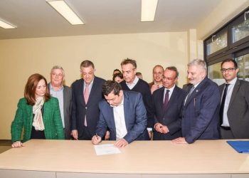 Παρέλαβε το νέο Σχολικό Συγκρότημα στο Ηλιακό Χωριό ο Δήμος