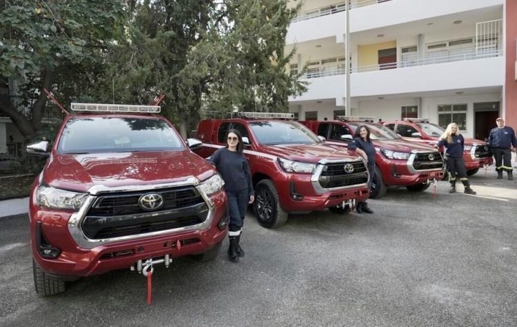 ΣΠΑΥ: 15 νέα πυροσβεστικά για την προστασία του Υμηττού