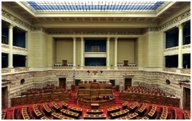 Ψηφίστηκε η Συμφωνία Ελλάδας-Κύπρου για την αμοιβαία ακαδημαϊκή αναγνώριση πανεπιστημιακών τίτλων σπουδών