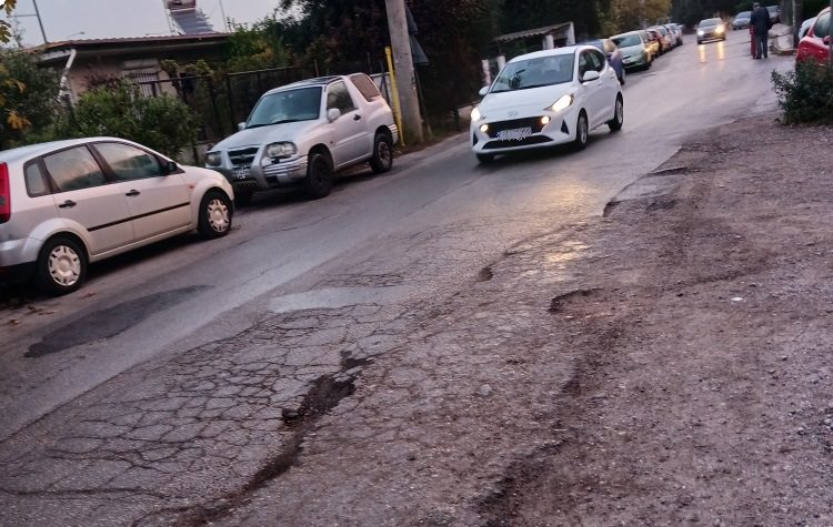 Δρόμος - καρμανιόλα η οδός Γαρυττού – Ρεπορτάζ της «Α»