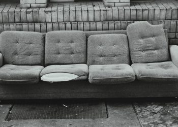 Ο παλιός καναπές