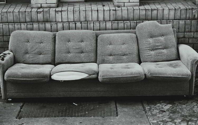 Ο παλιός καναπές