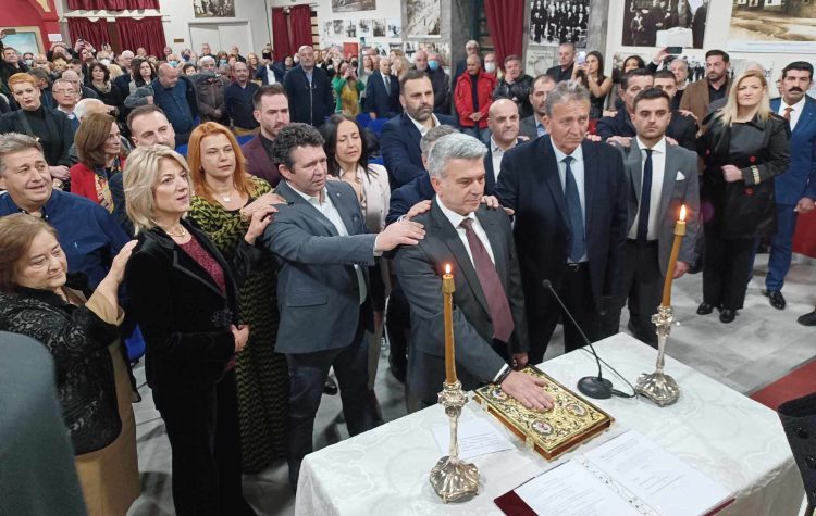 Σε κλίμα συναίνεσης η ορκωμοσία του Παναγιώτη Μανούρη στη Νέα Ιωνία