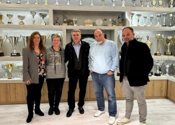 Επίσκεψη του Παναγιώτη Μανούρη στον Ο. Φ. Ν.Ιωνίας