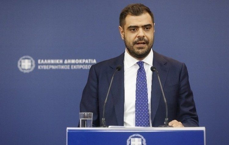 Χωρίς φιλάθλους οι αγώνες της Super League για δύο μήνες