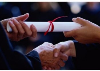 Ο Δήμος βραβεύει τους επιτυχόντες μαθητές στην Τριτοβάθμια Εκπαίδευση