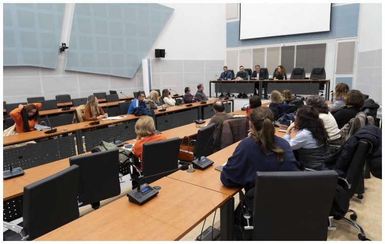 Ο Δήμαρχος Χρήστος Αηδόνης συναντά τις/τους Διευθύντριες/ντές Σχολείων Πρωτοβάθμιας και Δευτεροβάθμιας Εκπαίδευσης